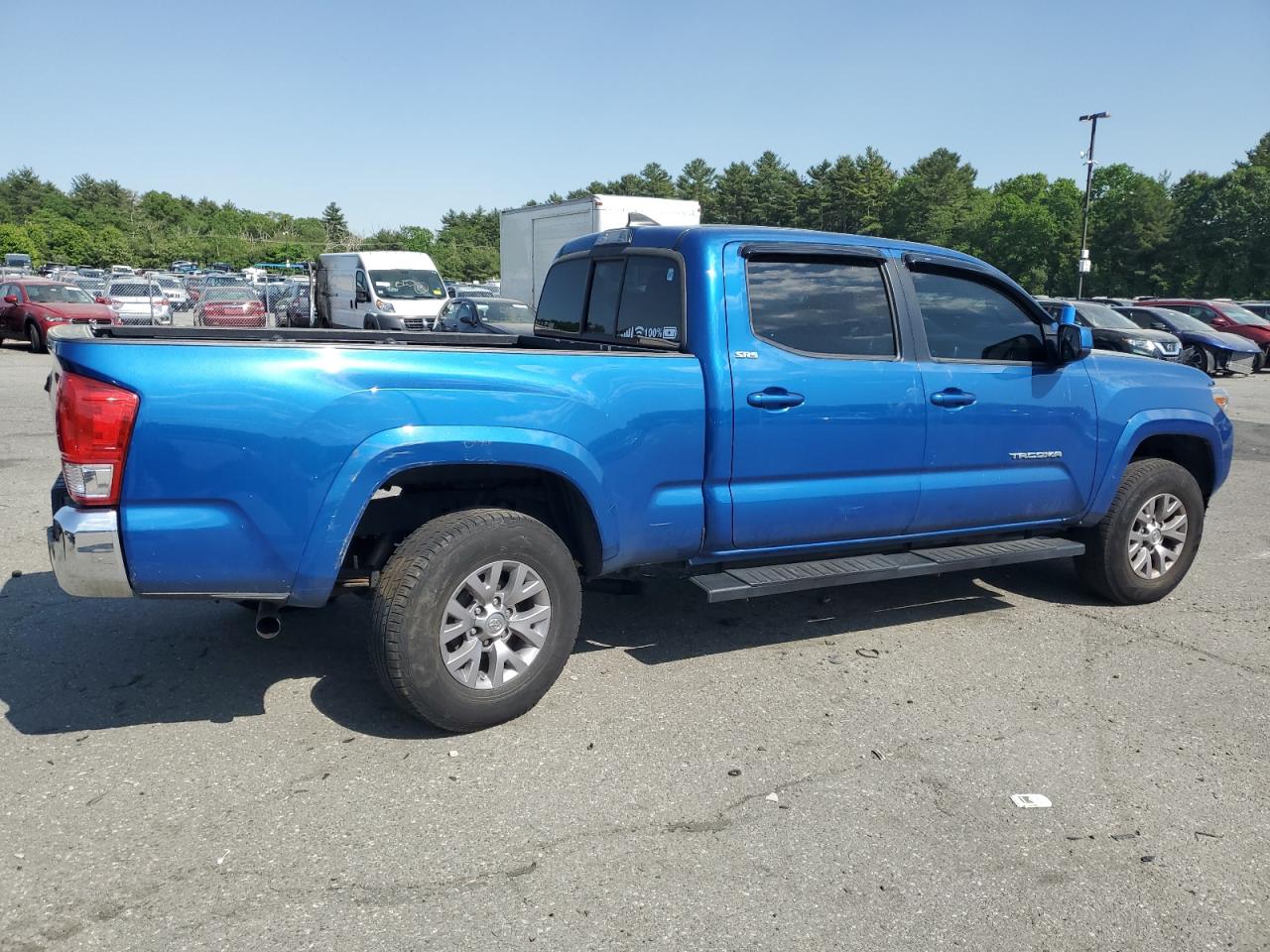 2017 Toyota Tacoma Double Cab vin: 3TMDZ5BN6HM033123