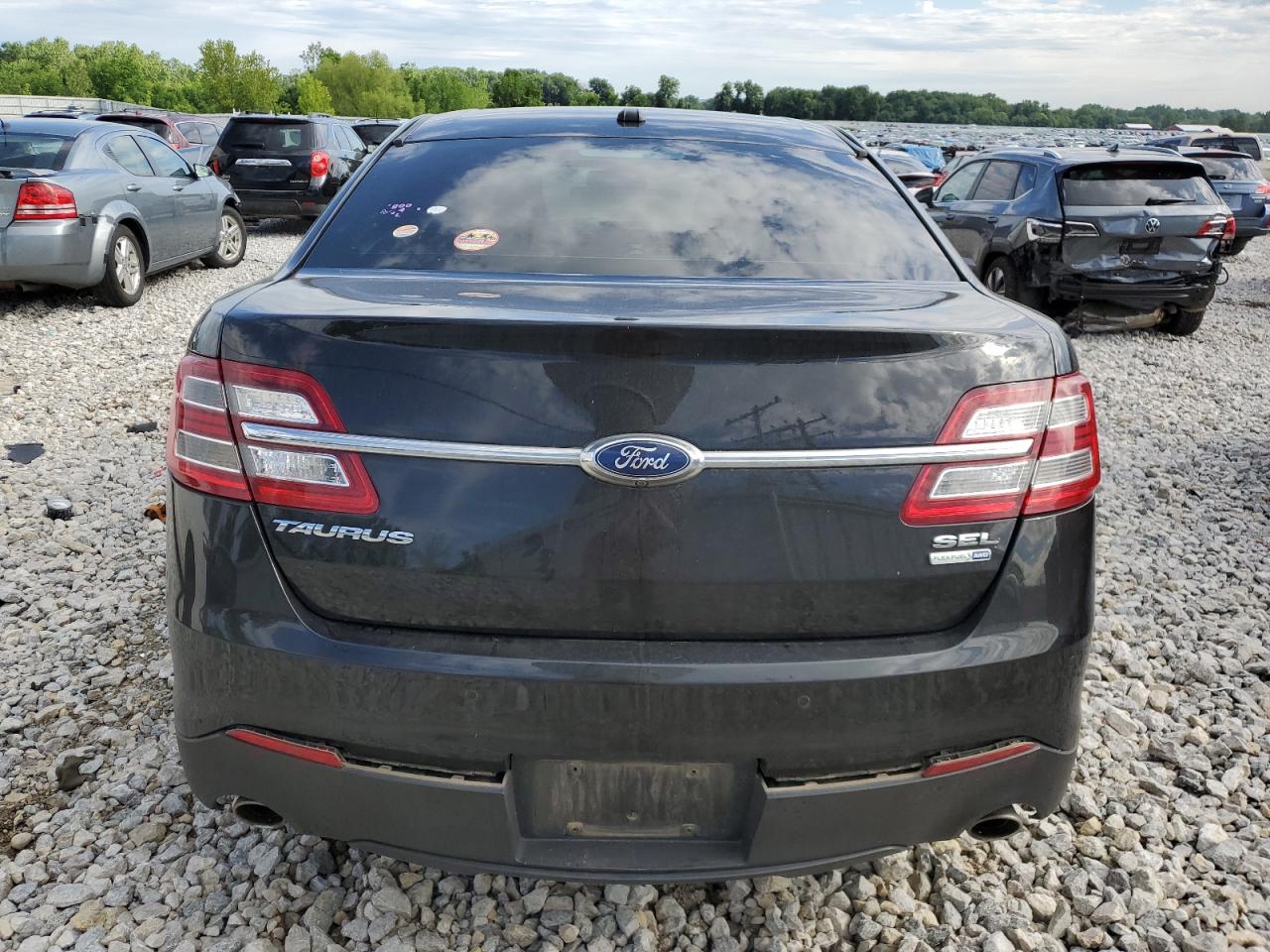 1FAHP2H83FG155488 2015 Ford Taurus Sel