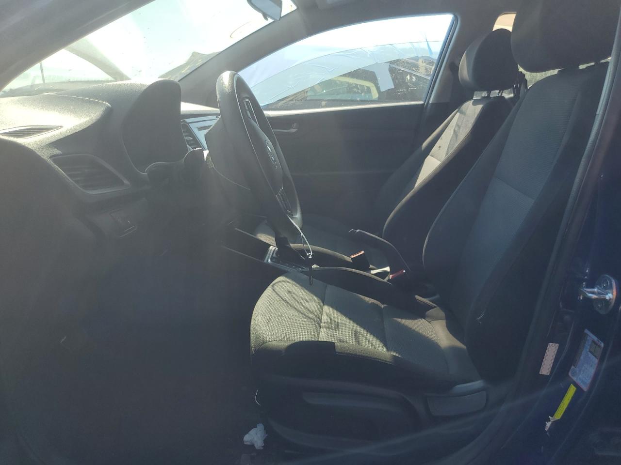 3KPC24A31KE086582 2019 Hyundai Accent Se