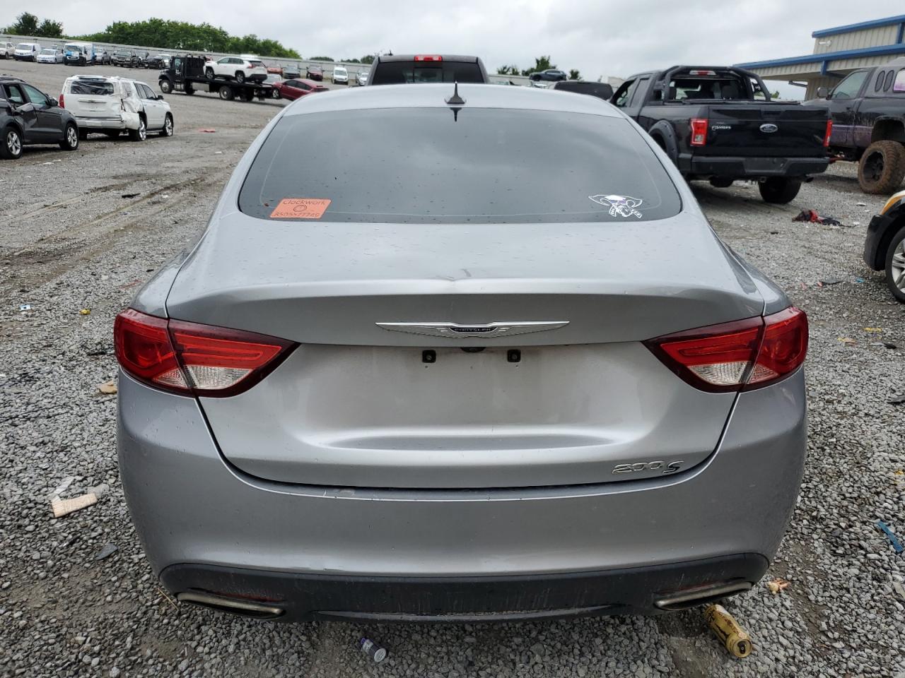 2015 Chrysler 200 S vin: 1C3CCCBG9FN557263