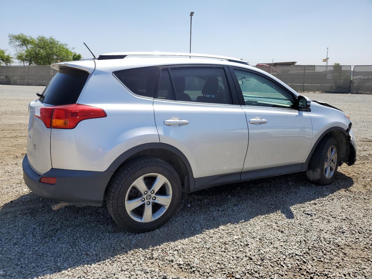 2015 Toyota Rav4 Xle vin: 2T3RFREV5FW282820