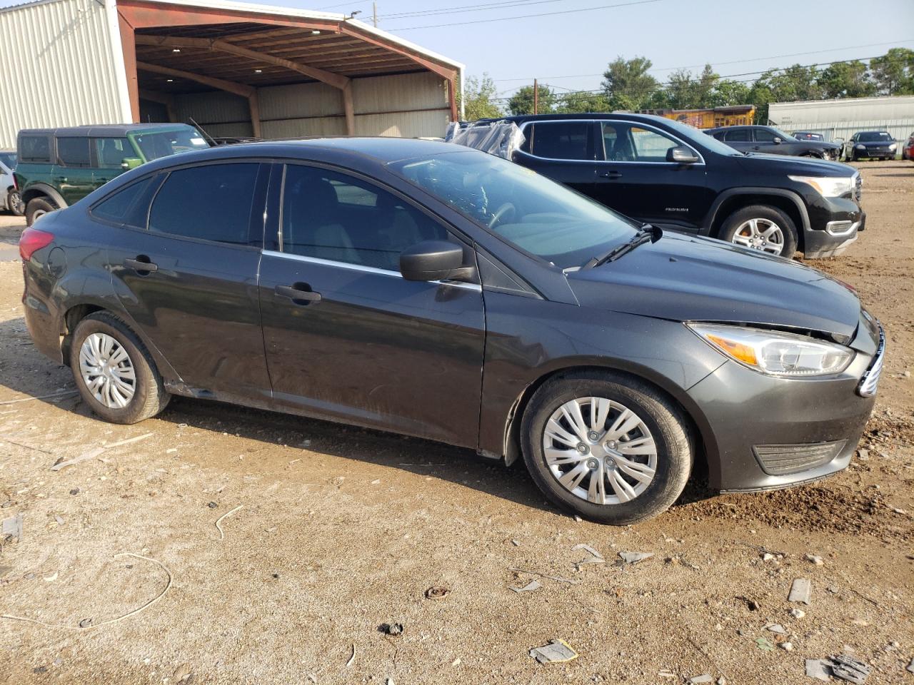 1FADP3E23JL222885 2018 Ford Focus S