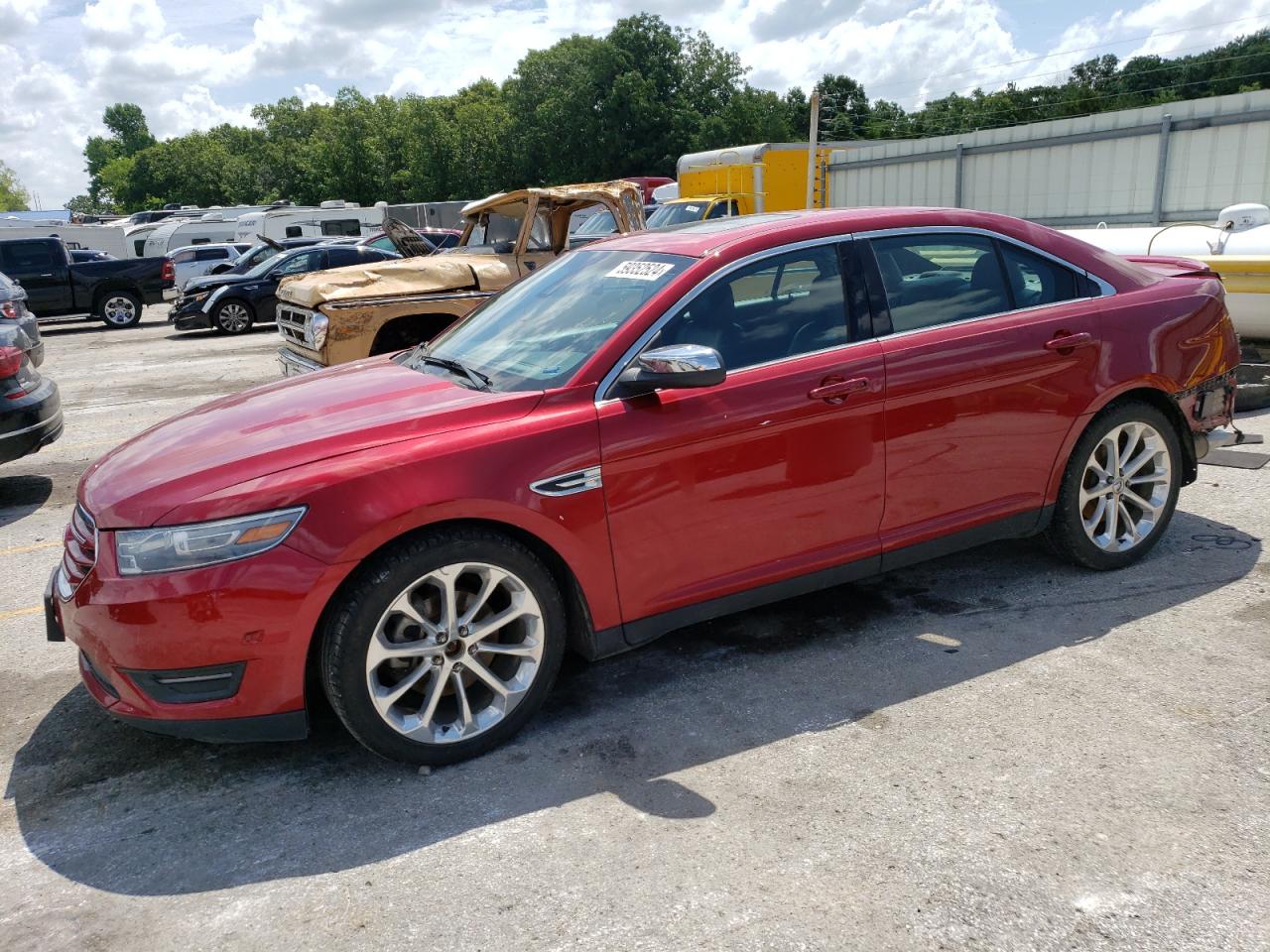 Lot #2628909249 2013 FORD TAURUS LIM