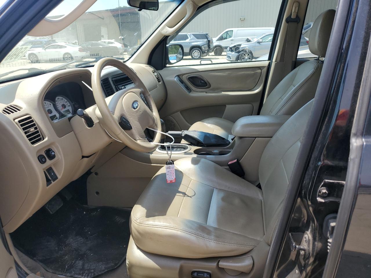 1FMYU03155KA32851 2005 Ford Escape Xlt