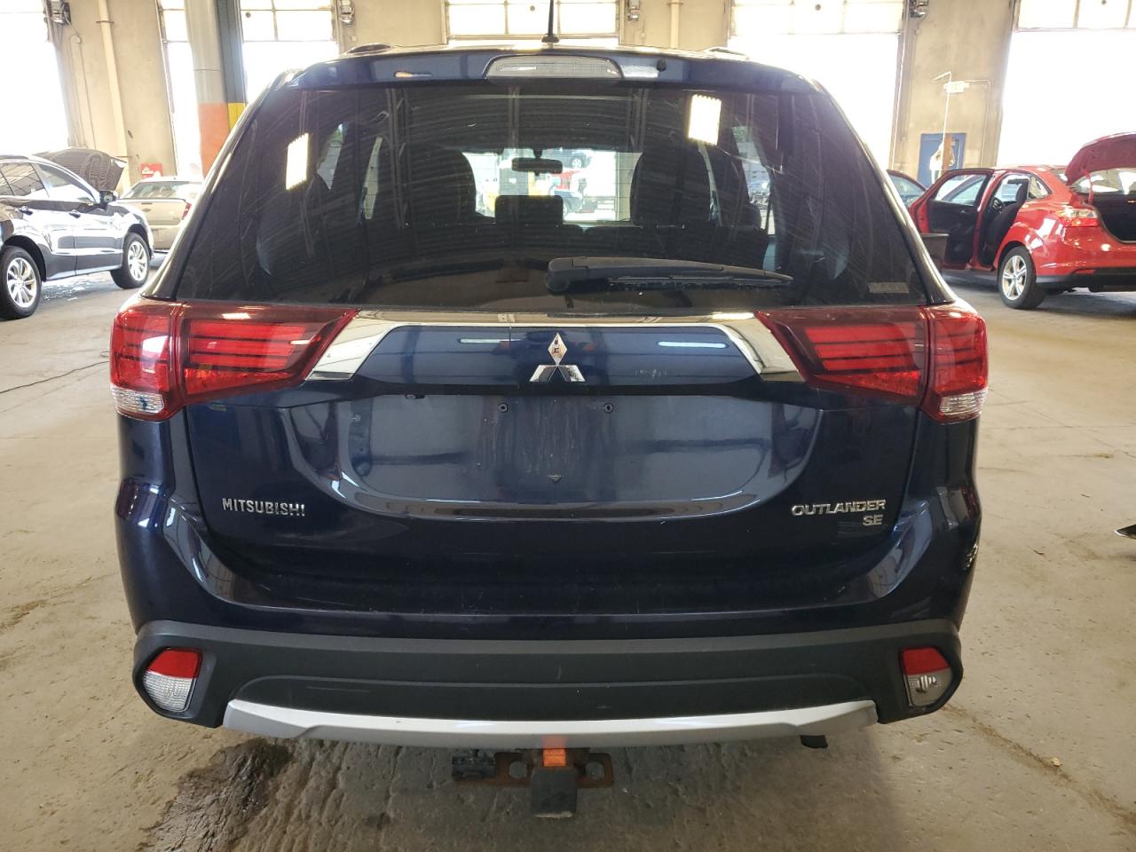 2016 Mitsubishi Outlander Se vin: JA4AZ3A30GZ011133