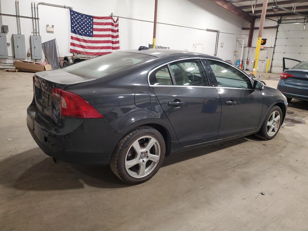 YV1622FSXC2055695 2012 Volvo S60 T5