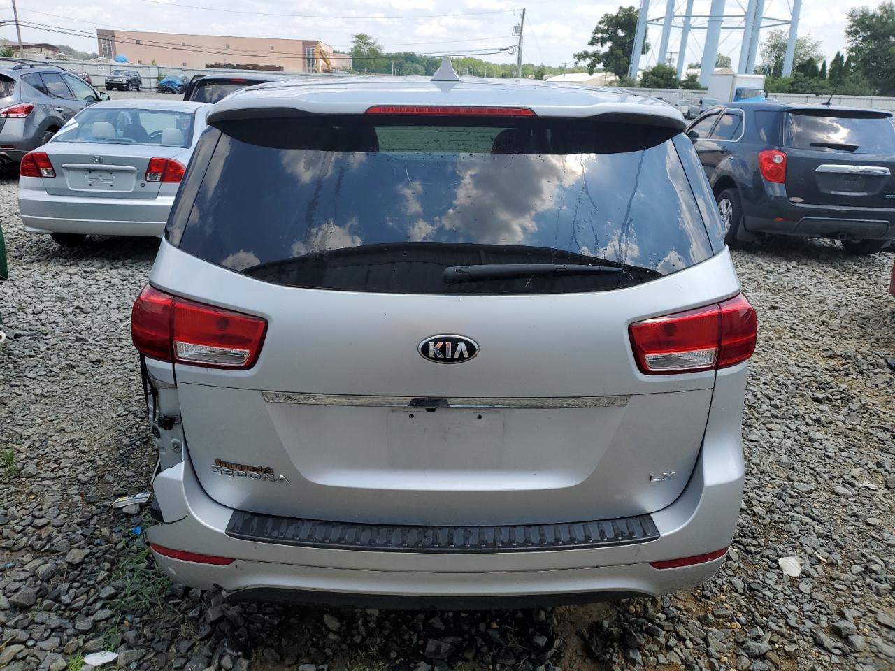 KNDMB5C18J6381284 2018 Kia Sedona Lx