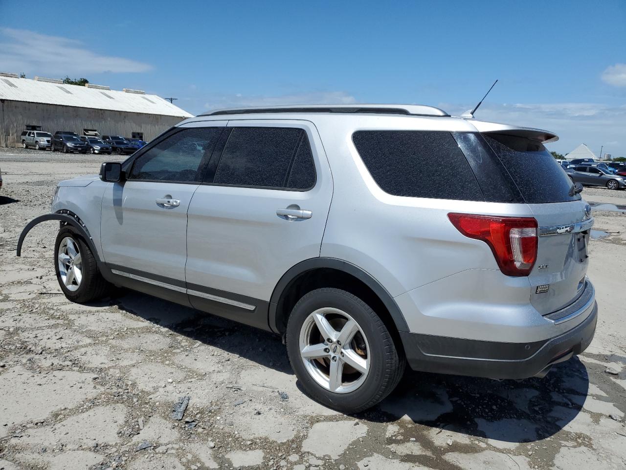 2018 Ford Explorer Xlt vin: 1FM5K7D80JGB77953