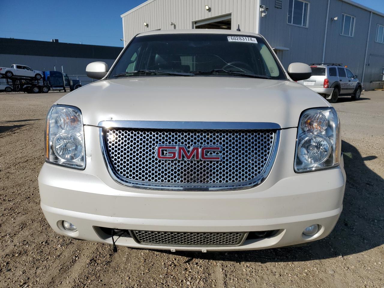 2012 GMC Yukon Denali vin: 1GKS2EEF2CR136017