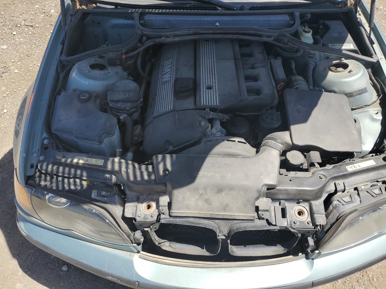 WBAEN33472PC10807 2002 BMW 325 It