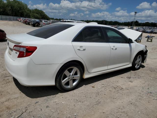 VIN 4T1BF1FKXDU644461 2013 Toyota Camry, L no.3