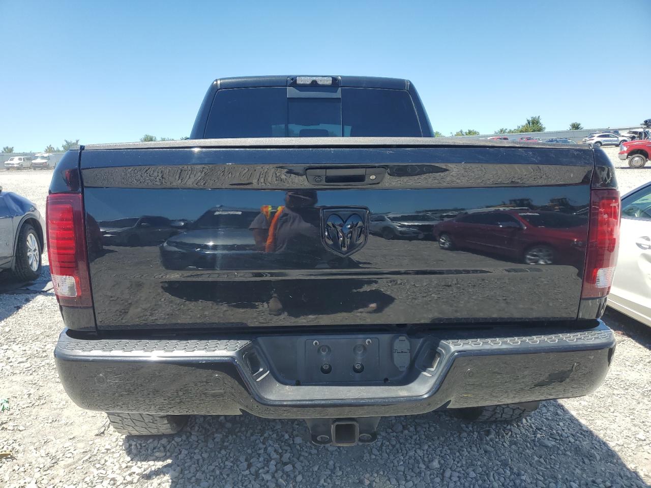 3C6UR5FL3JG122068 2018 Ram 2500 Laramie