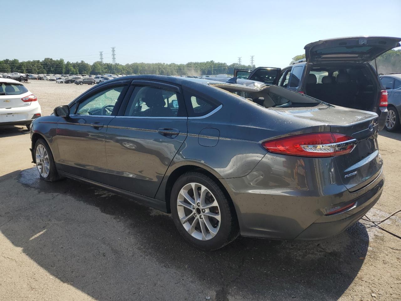 3FA6P0HD9KR281995 FORD FUSION 2019