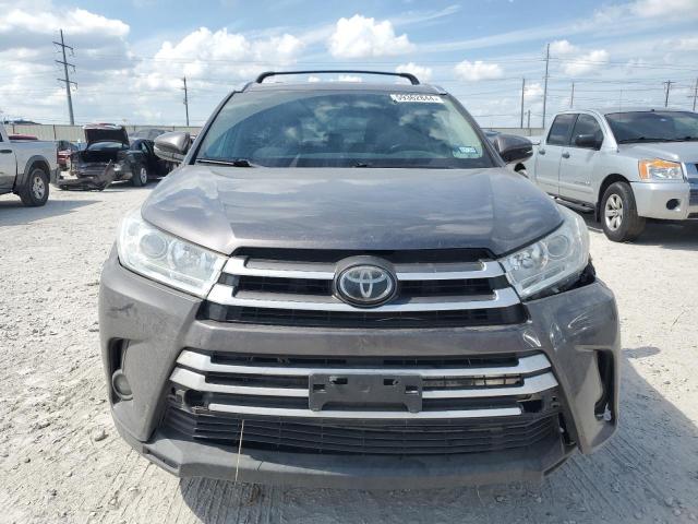 VIN 5TDKZRFH1KS554714 2019 Toyota Highlander, SE no.5