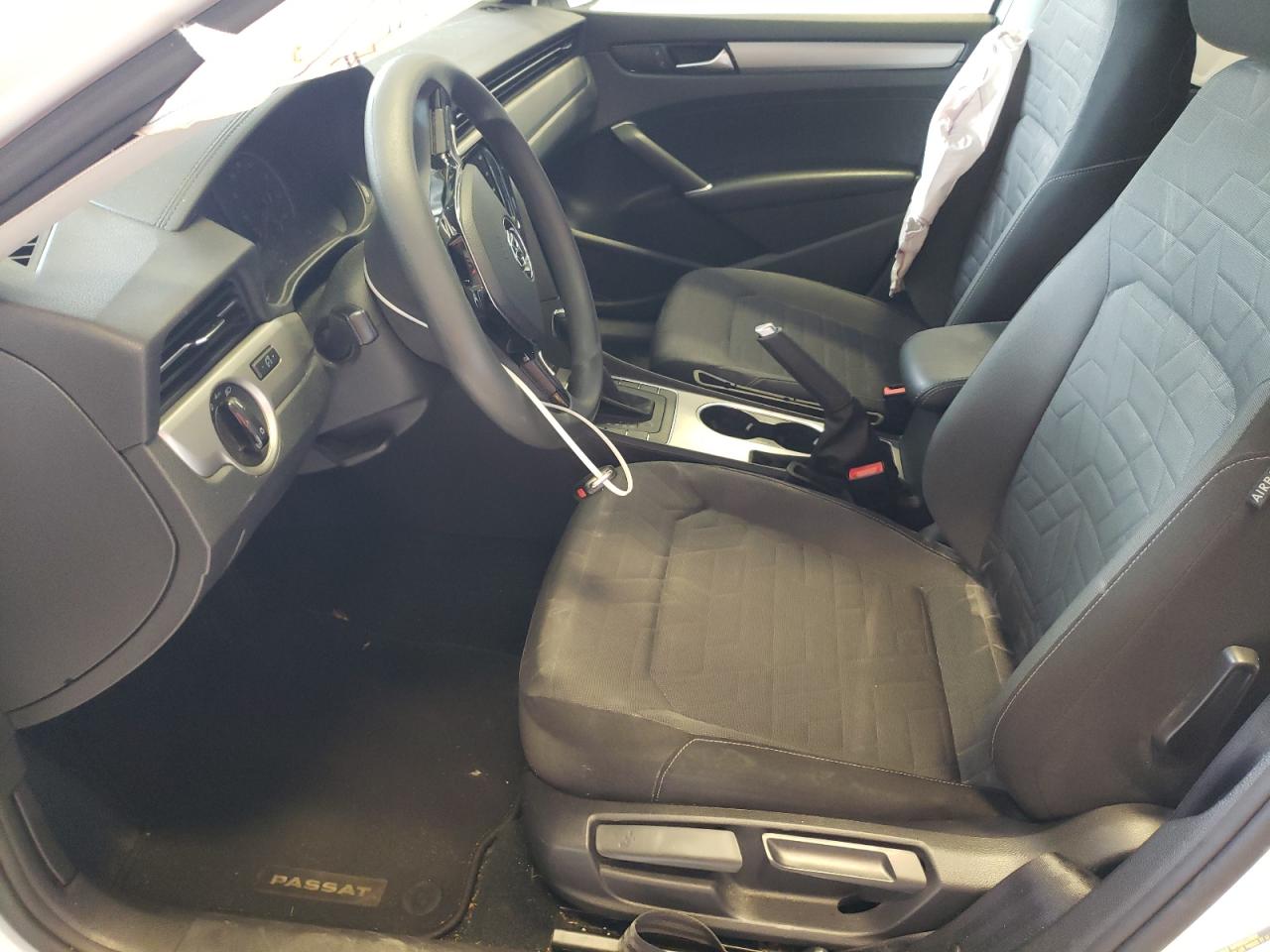 1VWAA7A39LC017978 2020 Volkswagen Passat S