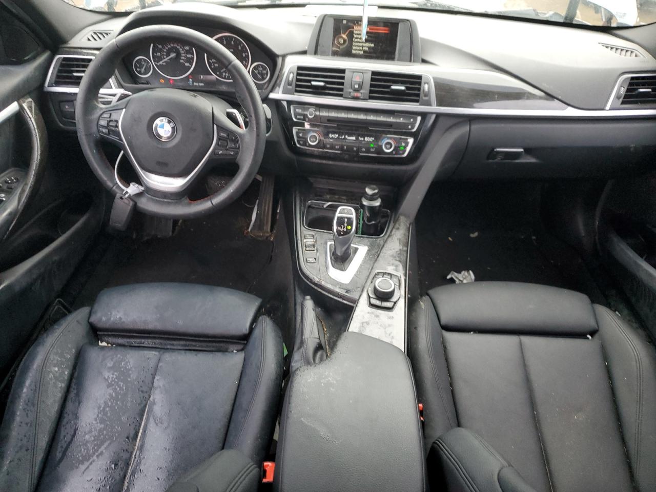 WBA8D9C35HA011077 2017 BMW 330 Xi