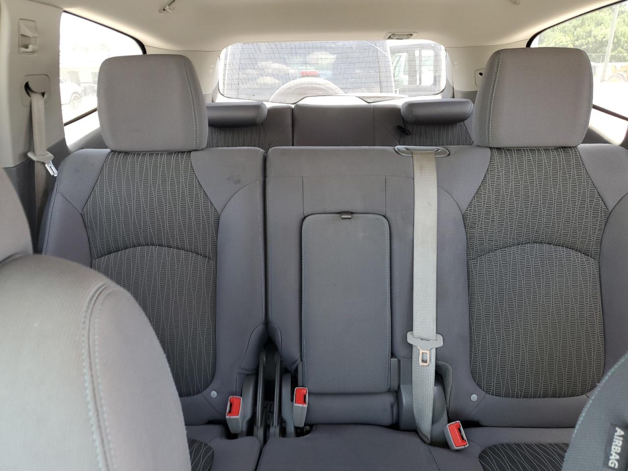 1GNKRGKD1DJ221461 2013 Chevrolet Traverse Lt