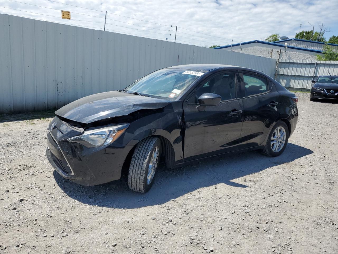 3MYDLBYV7HY192718 2017 Toyota Yaris Ia