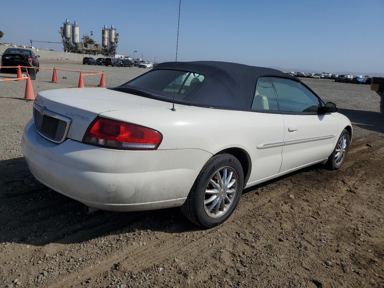 1C3EL65R82N157888 2002 Chrysler Sebring Limited