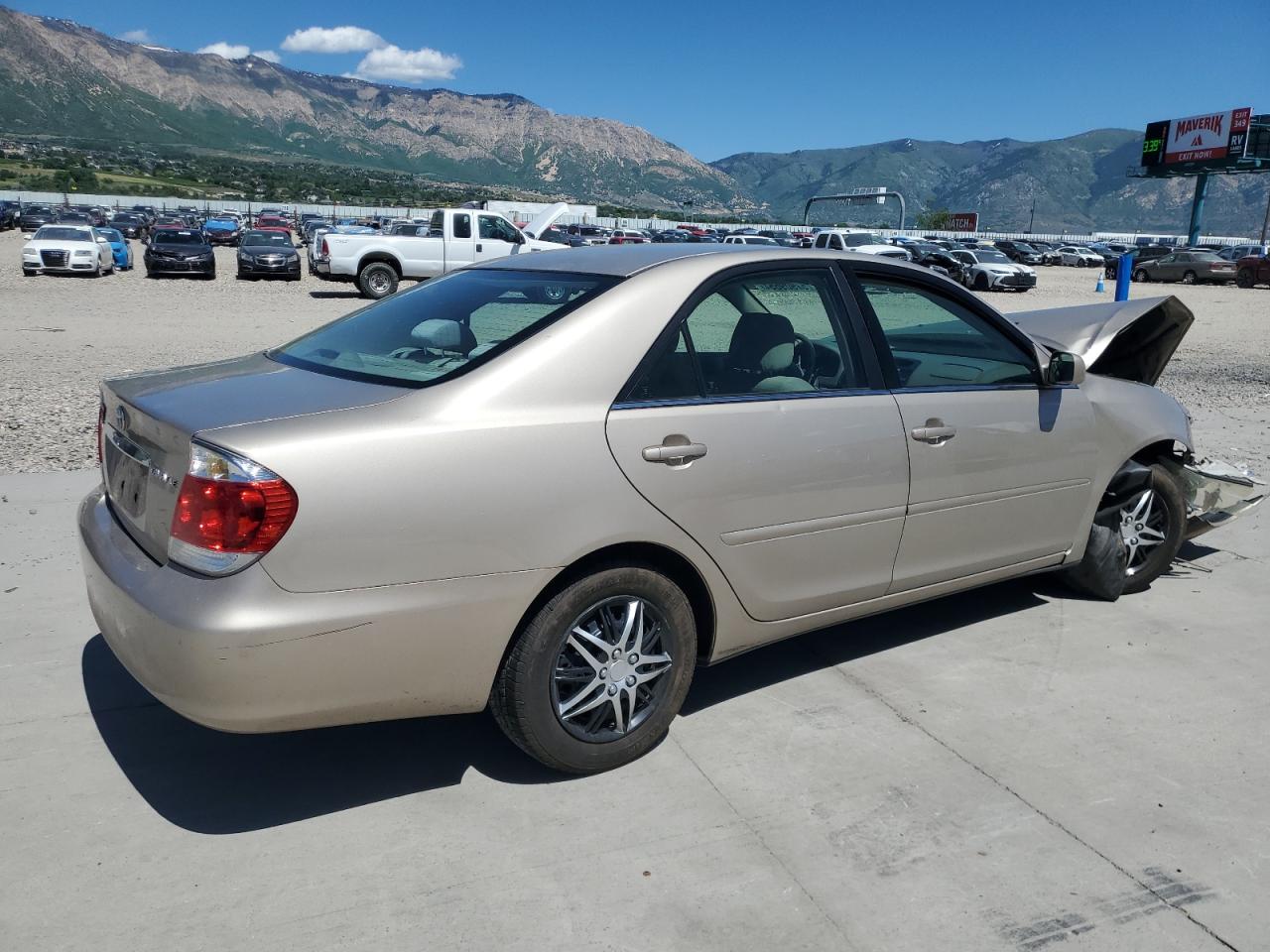 4T1BE30K75U984725 2005 Toyota Camry Le