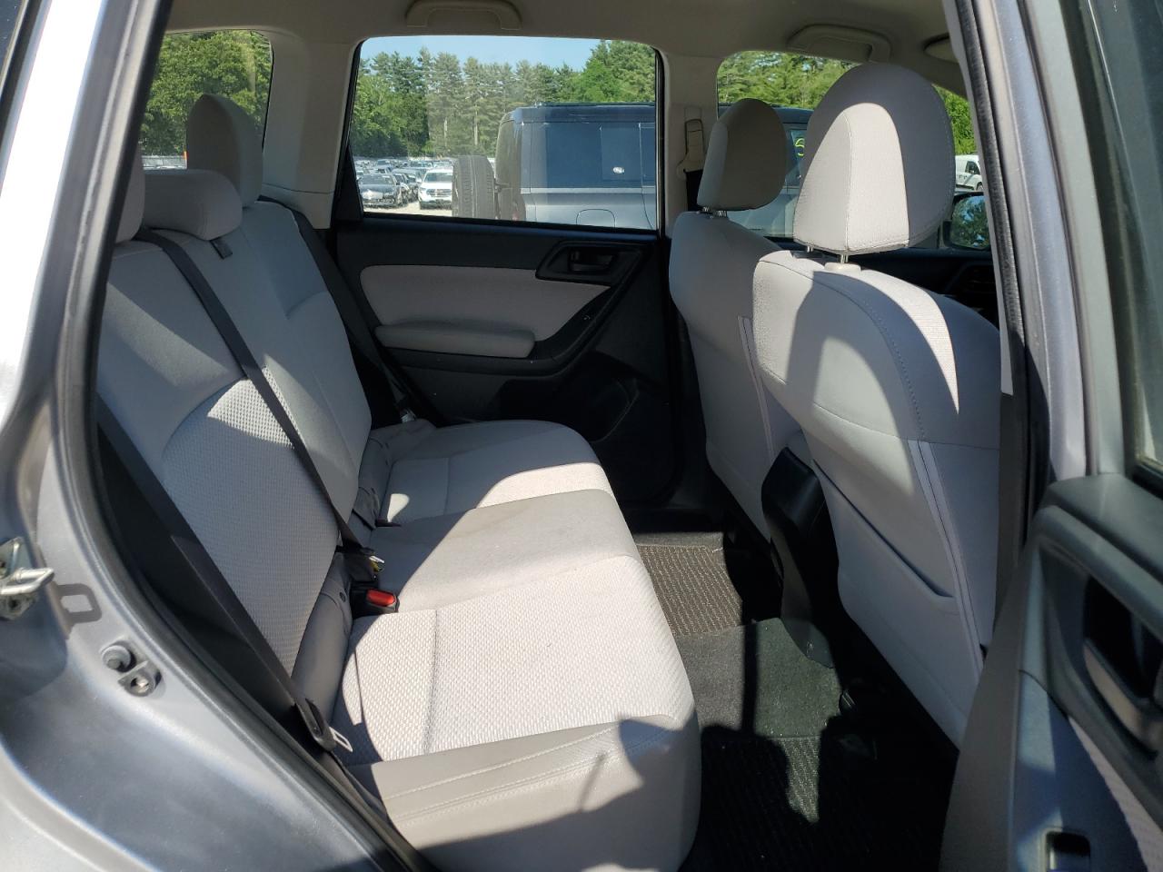 JF2SJABC1HH422229 2017 Subaru Forester 2.5I