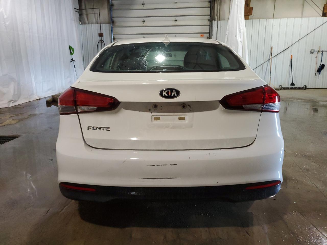 3KPFK4A71HE029209 2017 Kia Forte Lx
