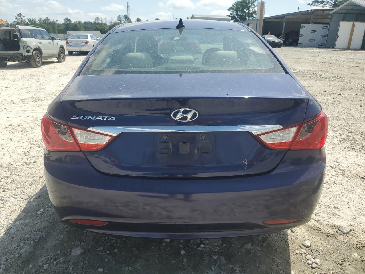 5NPEB4AC2BH199123 2011 Hyundai Sonata Gls