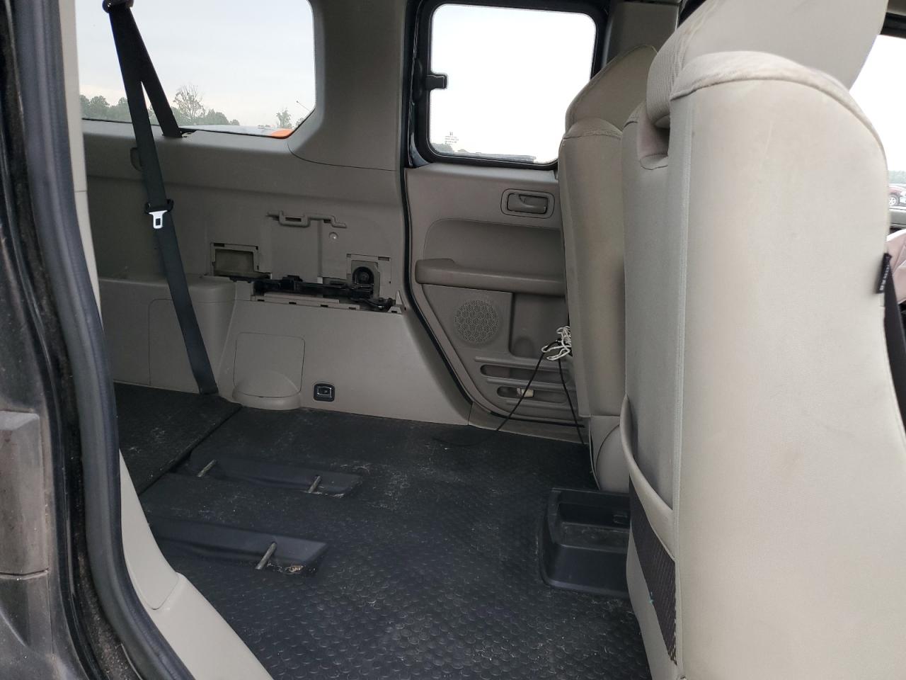 5J6YH2H78BL004107 2011 Honda Element Ex