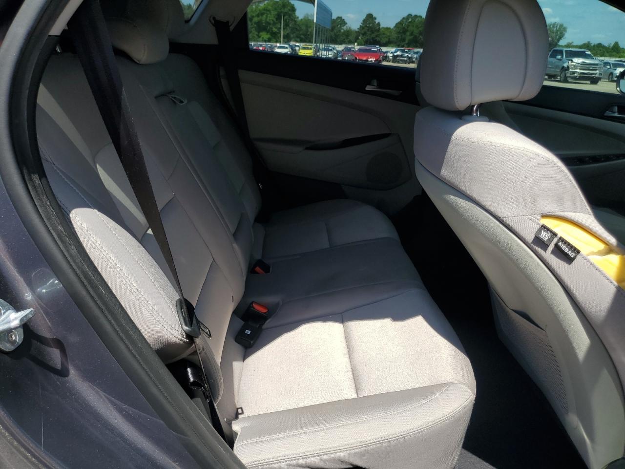 KM8J23A40JU681252 2018 Hyundai Tucson Se