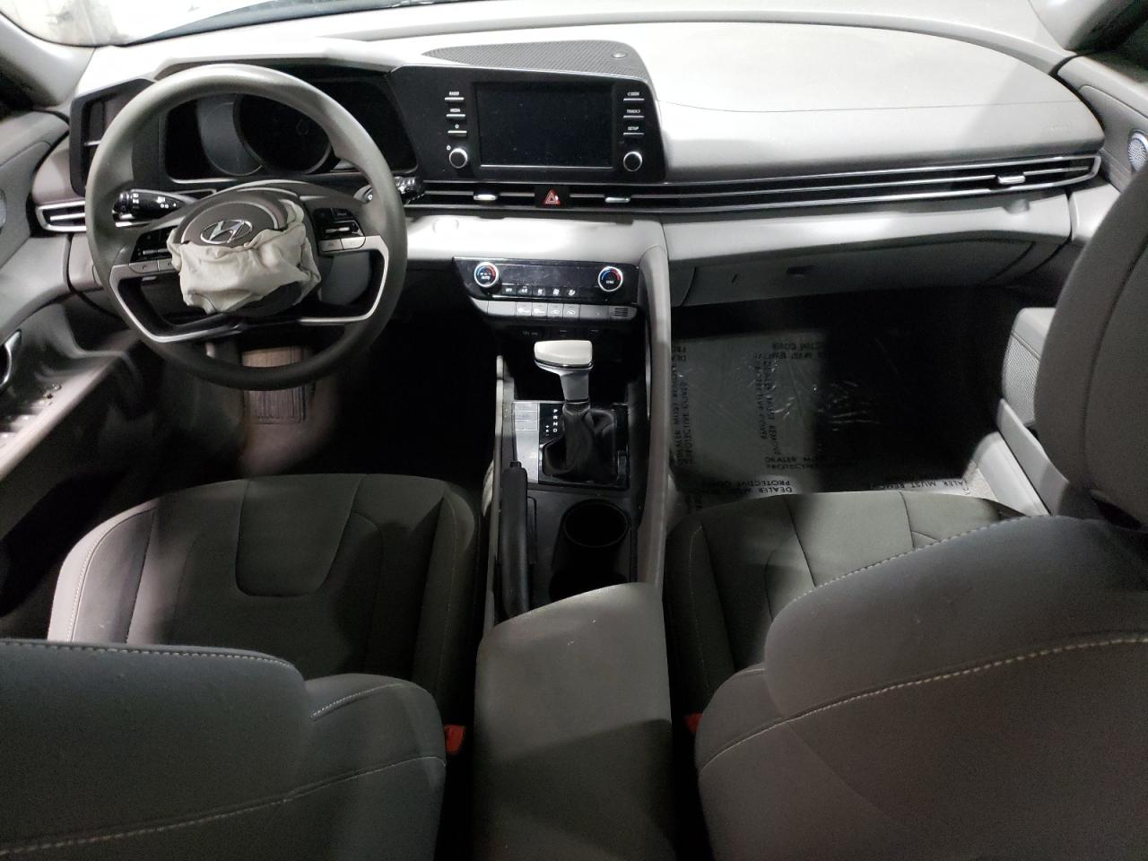 KMHLM4AG0NU357887 2022 Hyundai Elantra Sel