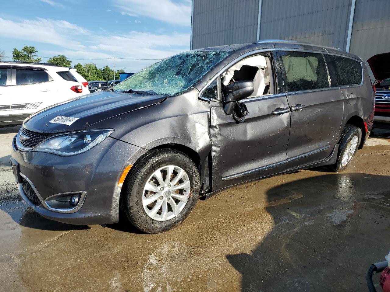 Chrysler Pacifica 2018 RU