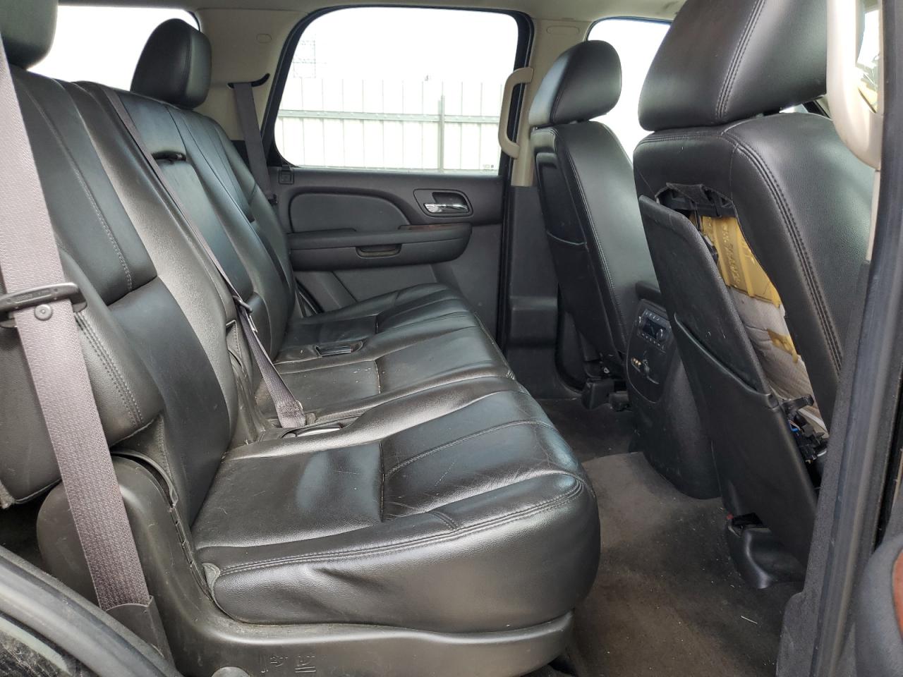 1GNSKBE02DR101296 2013 Chevrolet Tahoe K1500 Lt