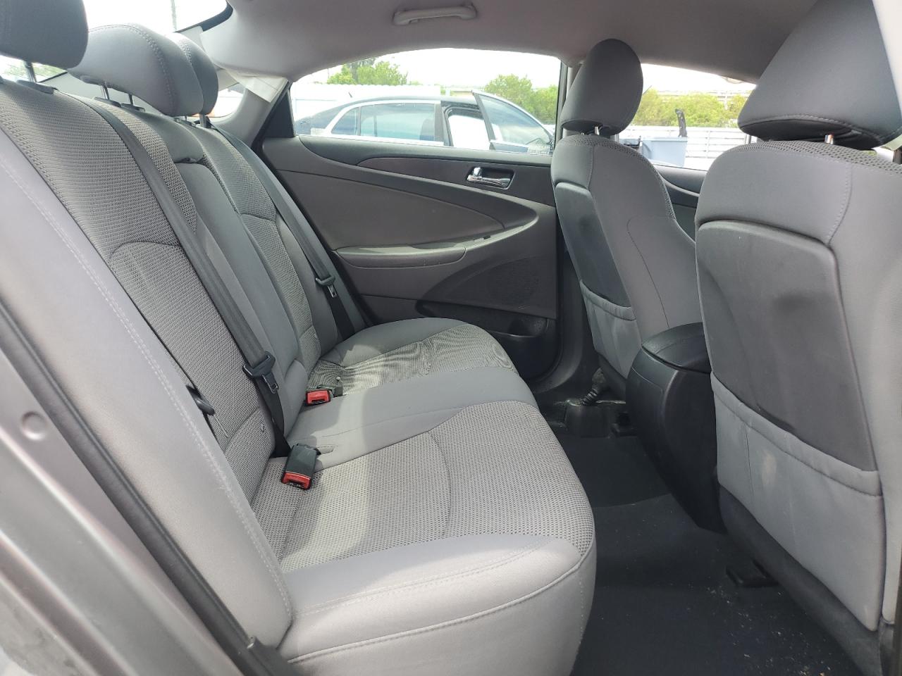 5NPEB4AC1DH618422 2013 Hyundai Sonata Gls