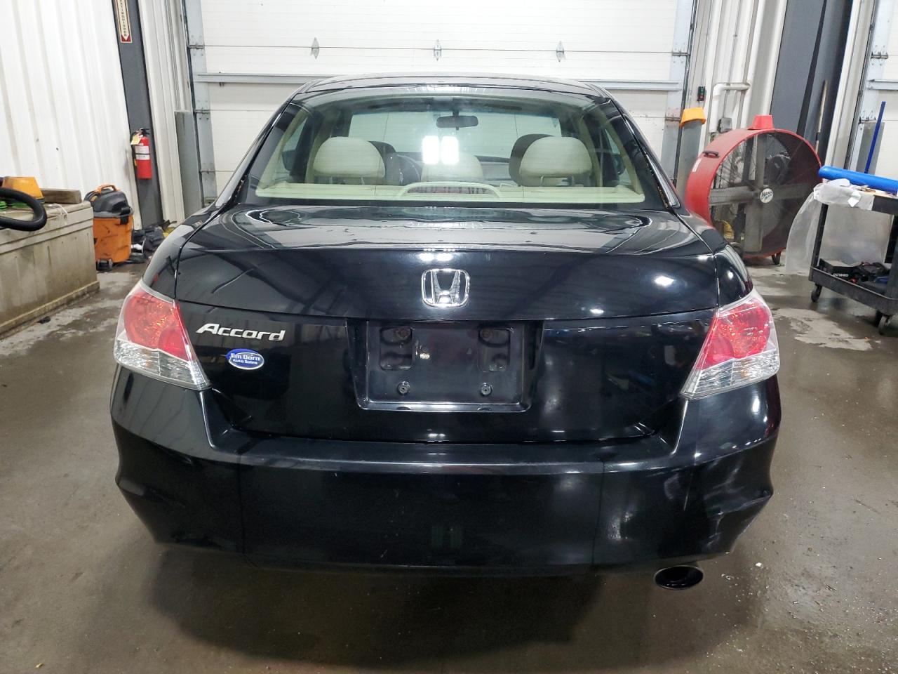 1HGCP2F7XAA099593 2010 Honda Accord Ex