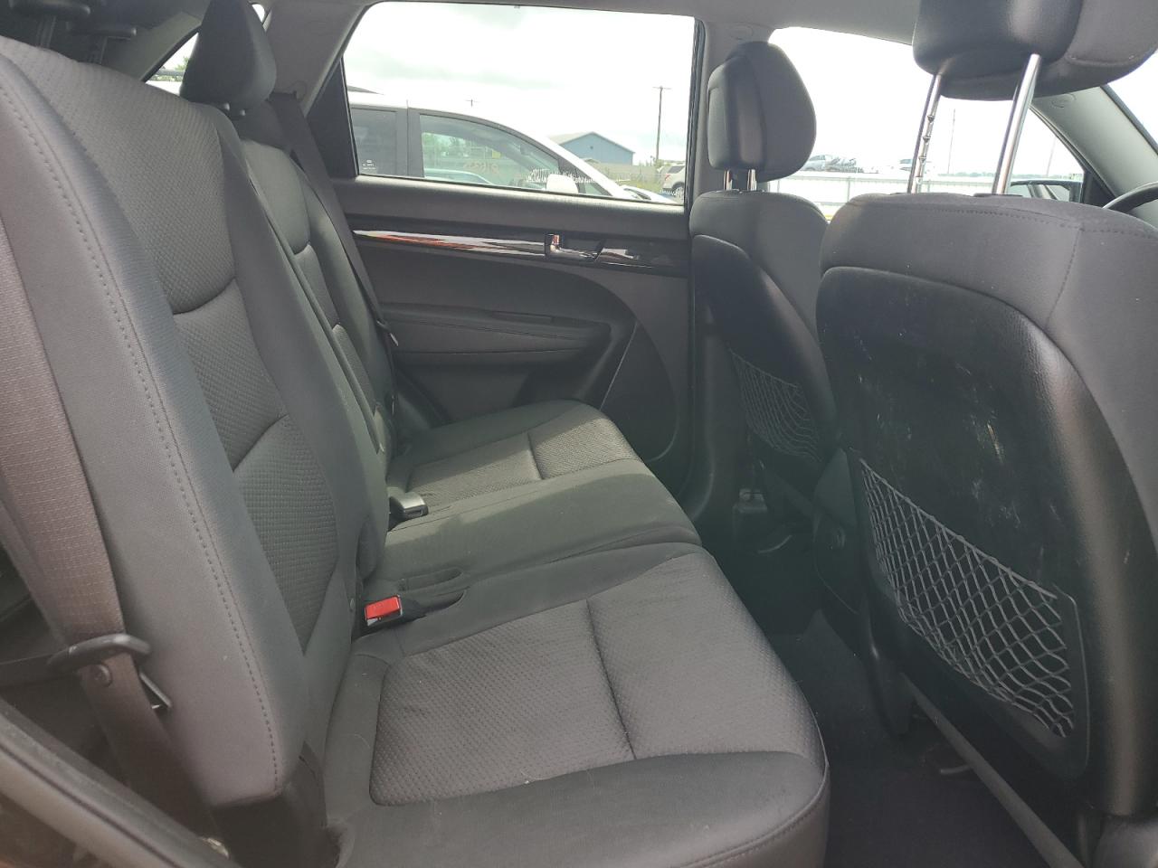 5XYKT3A65CG212038 2012 Kia Sorento Base