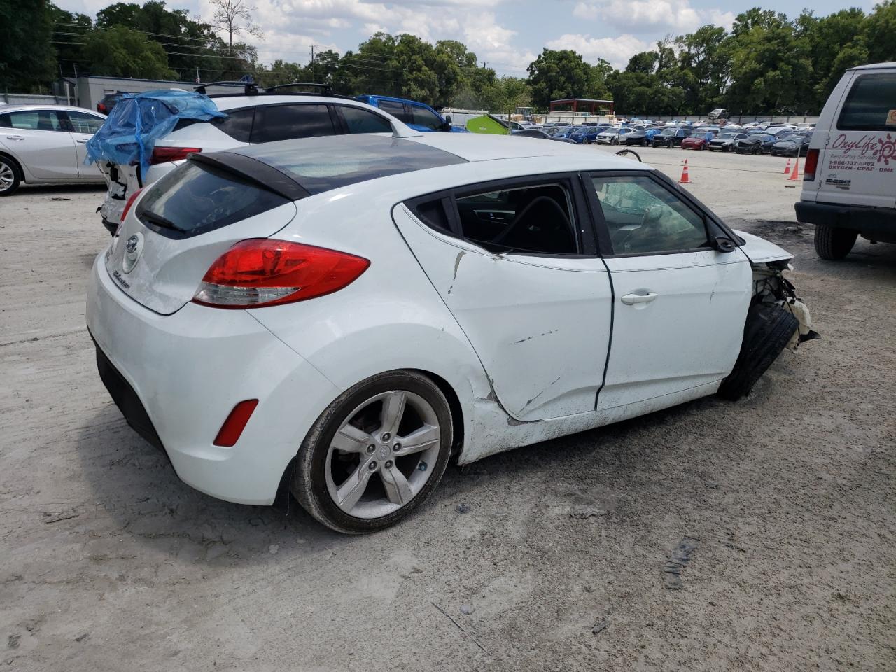 KMHTC6AD1DU086812 2013 Hyundai Veloster