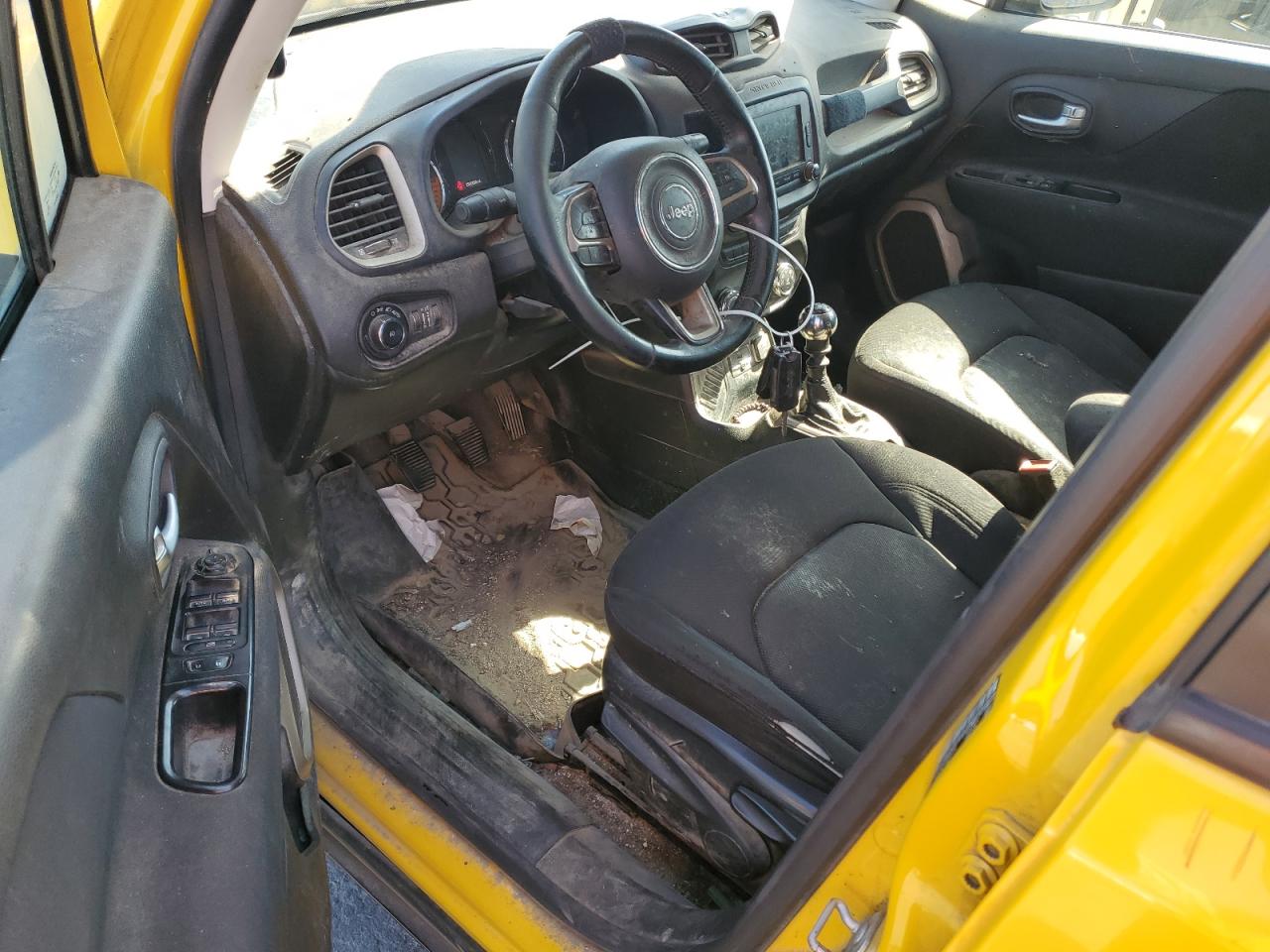 ZACCJABH2FPB94309 2015 Jeep Renegade Latitude