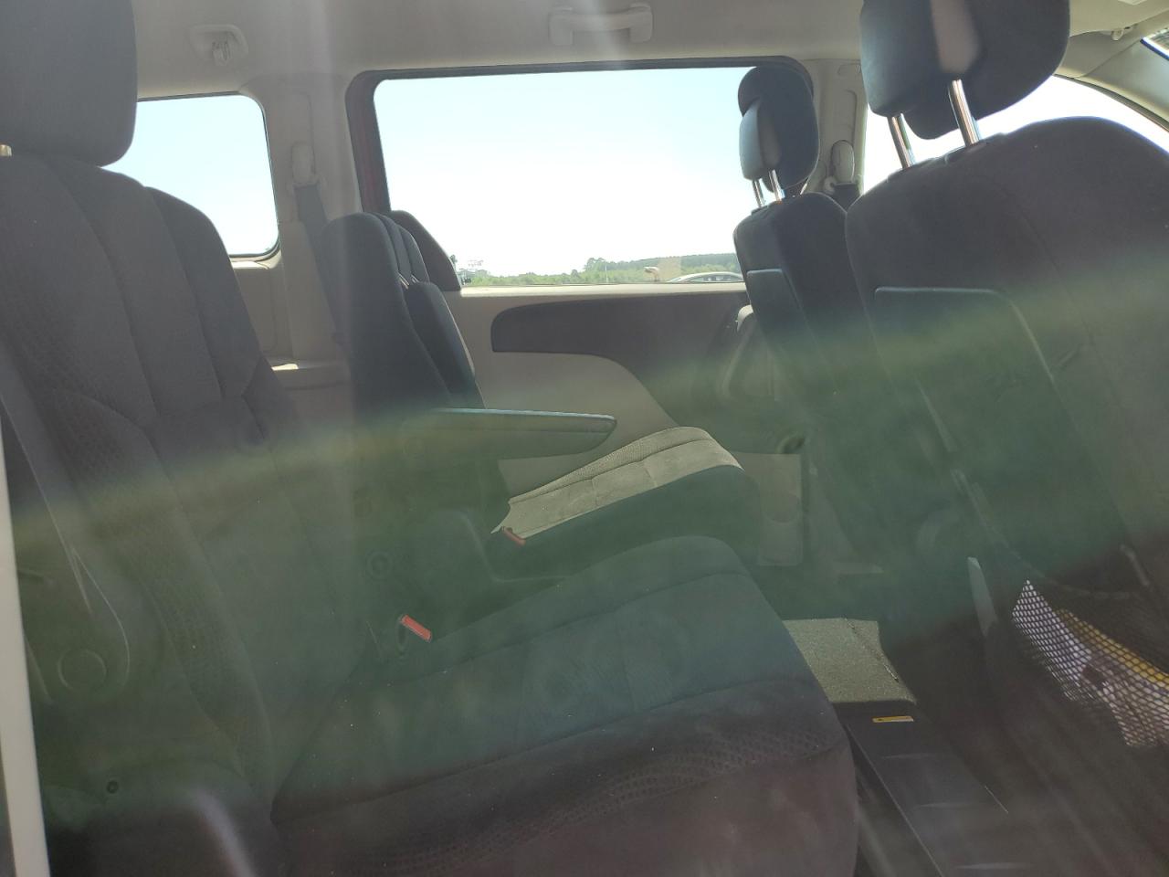 2C4RDGCG3ER173330 2014 Dodge Grand Caravan Sxt