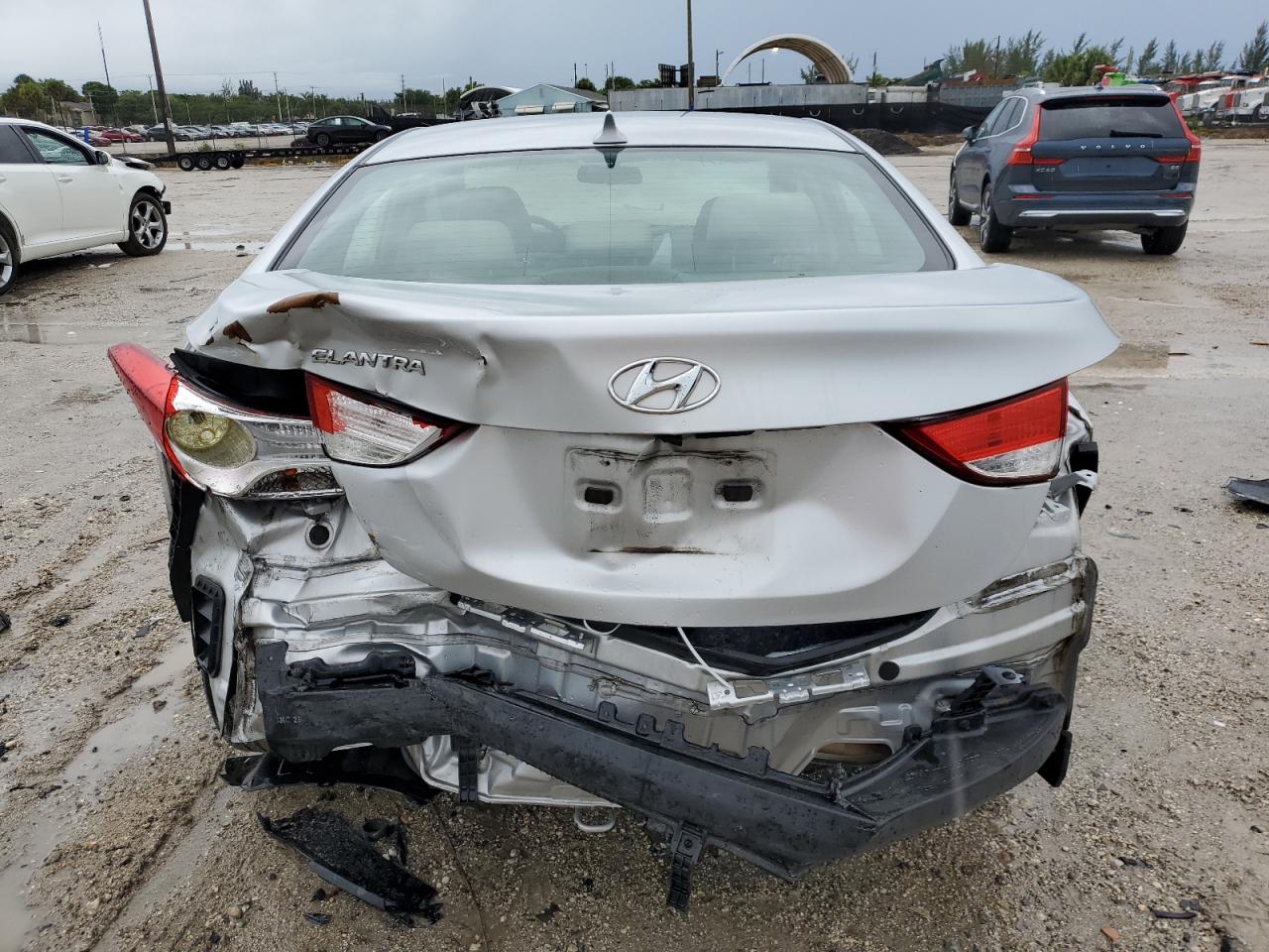 KMHDH4AE7DU794033 2013 Hyundai Elantra Gls