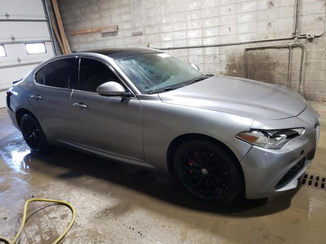 ZARFAEDN2H7554093 2017 Alfa Romeo Giulia Q4