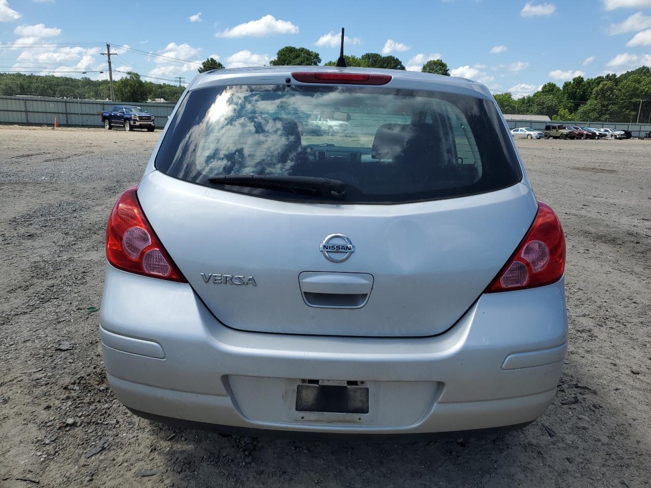 3N1BC1CPXBL517622 2011 Nissan Versa S