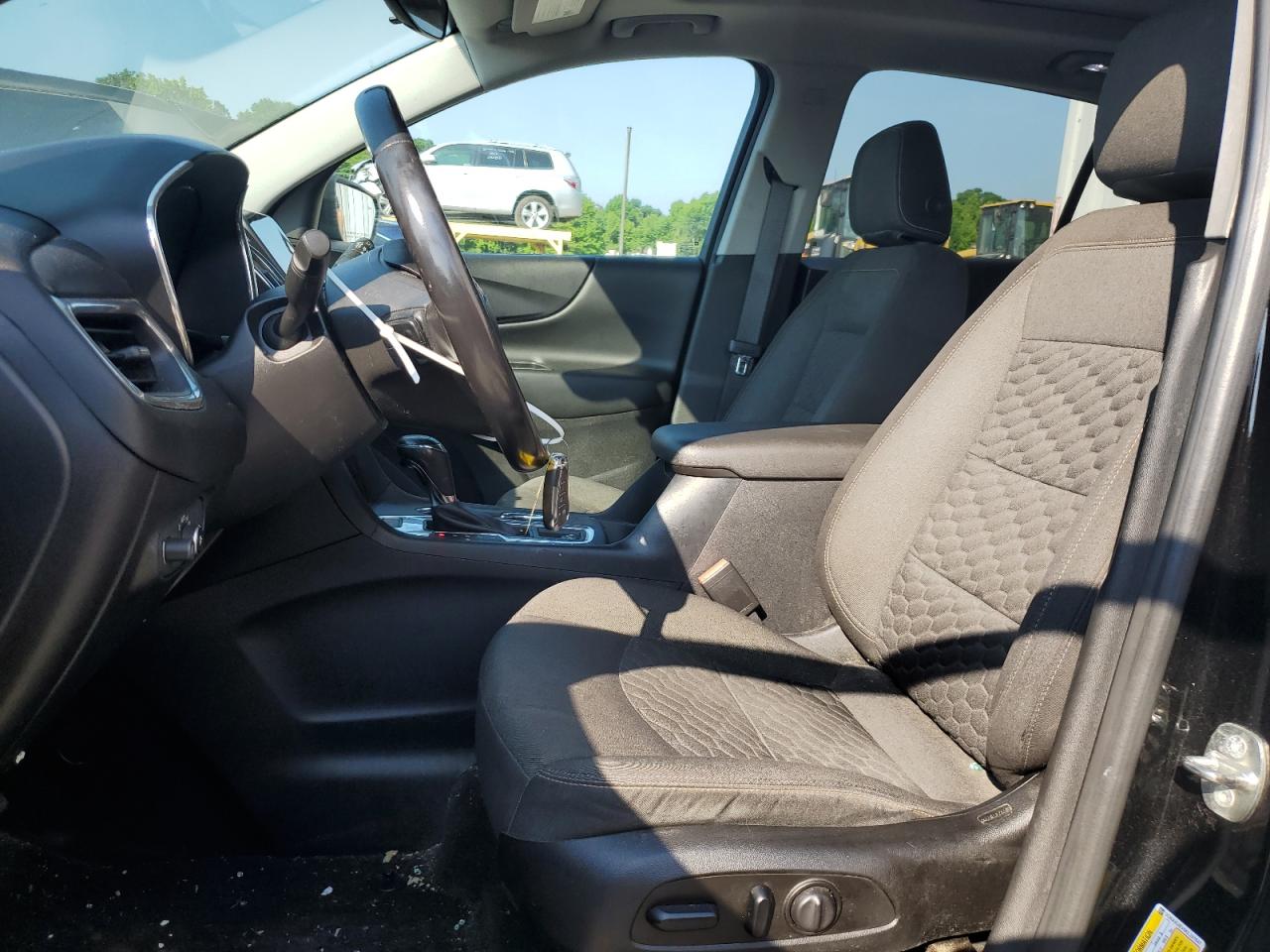 3GNAXUEV0KL197647 CHEVROLET EQUINOX 2019