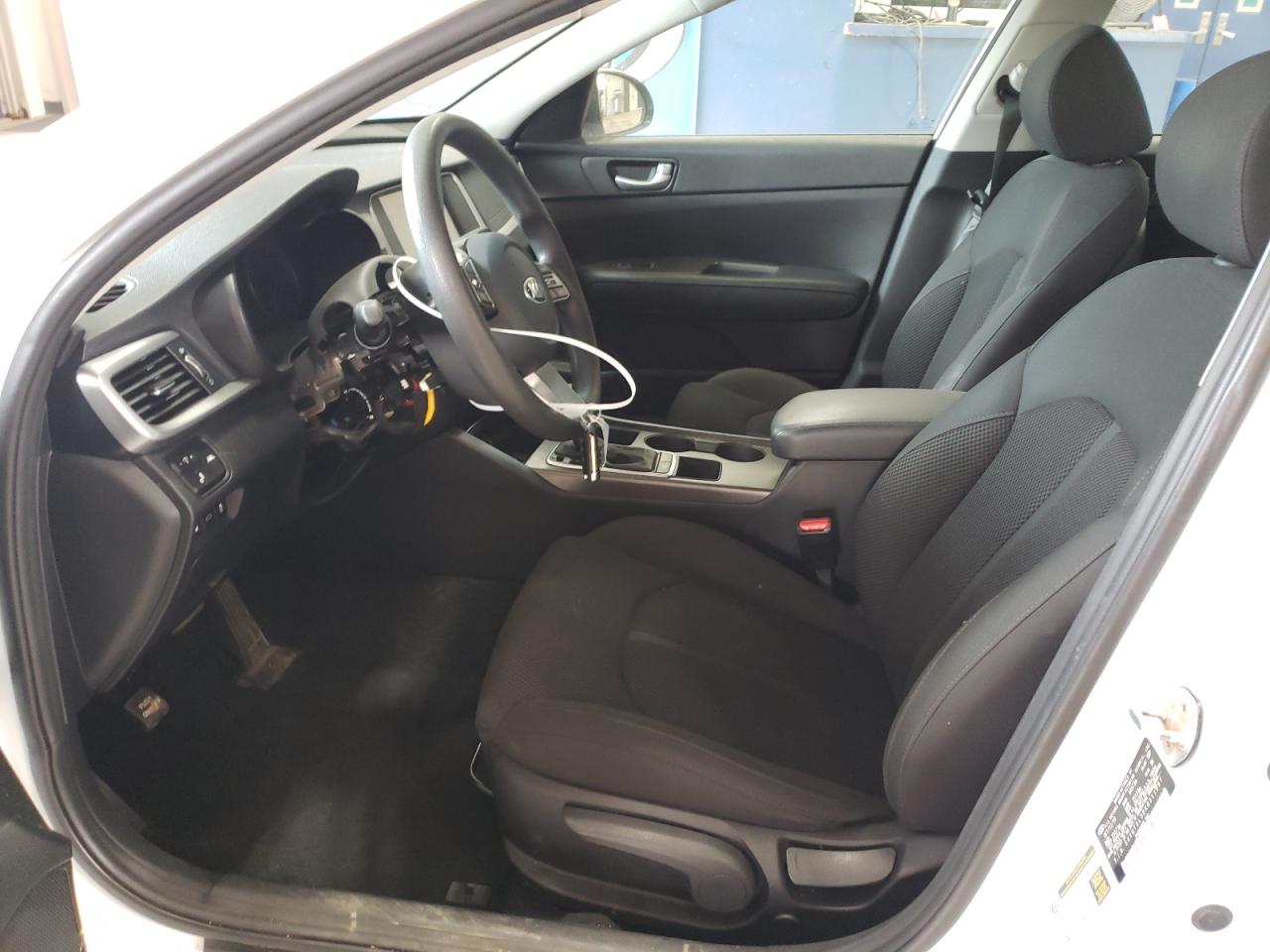 5XXGT4L38KG311597 2019 Kia Optima Lx