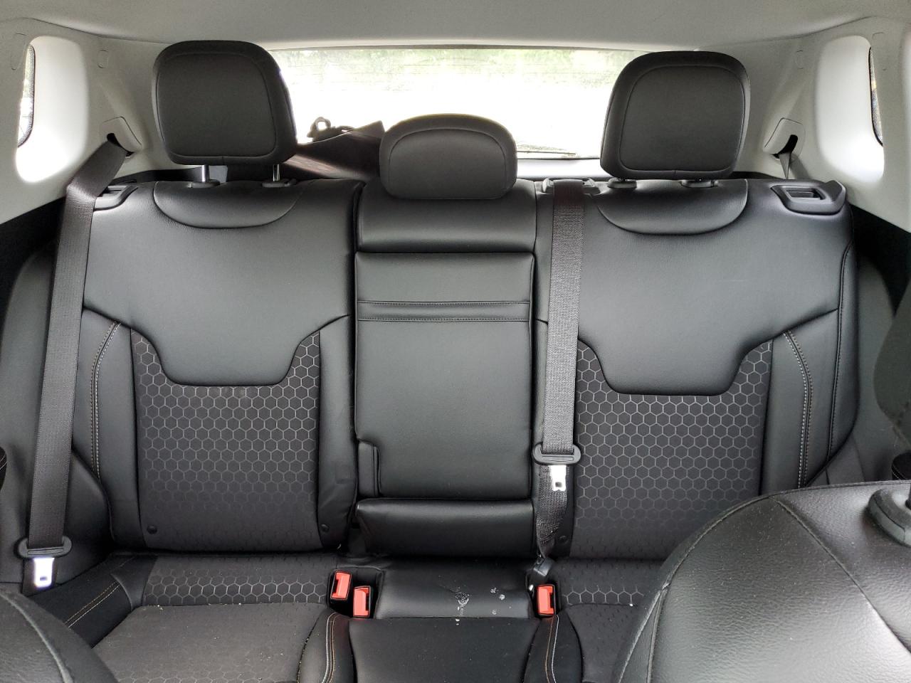 3C4NJDBB8LT115736 2020 Jeep Compass Latitude