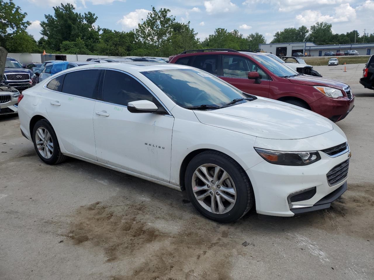 2018 Chevrolet Malibu Lt vin: 1G1ZD5ST0JF121778