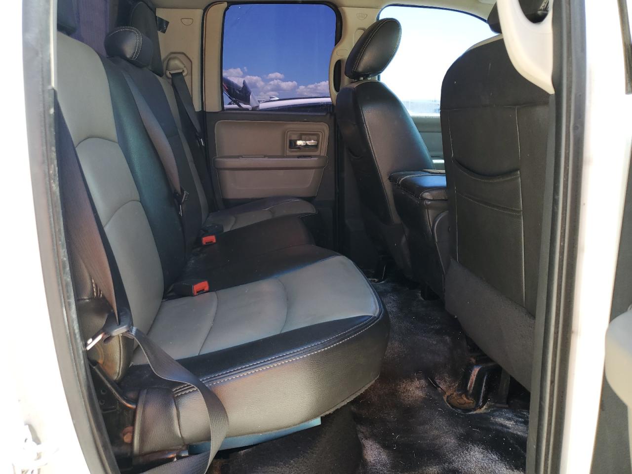 1D7RV1GT3BS695103 2011 Dodge Ram 1500