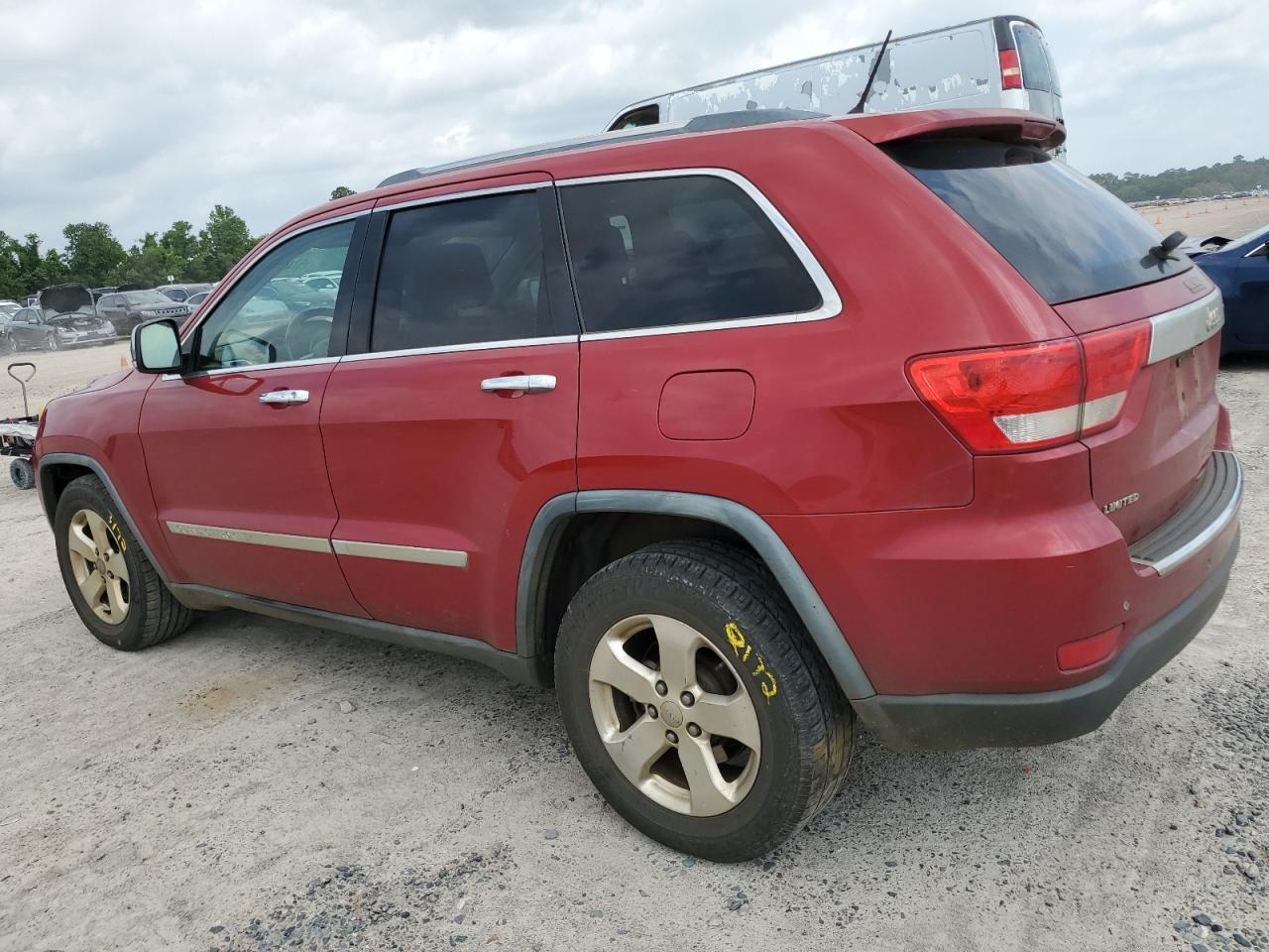 1J4RS5GG8BC538832 2011 Jeep Grand Cherokee Limited