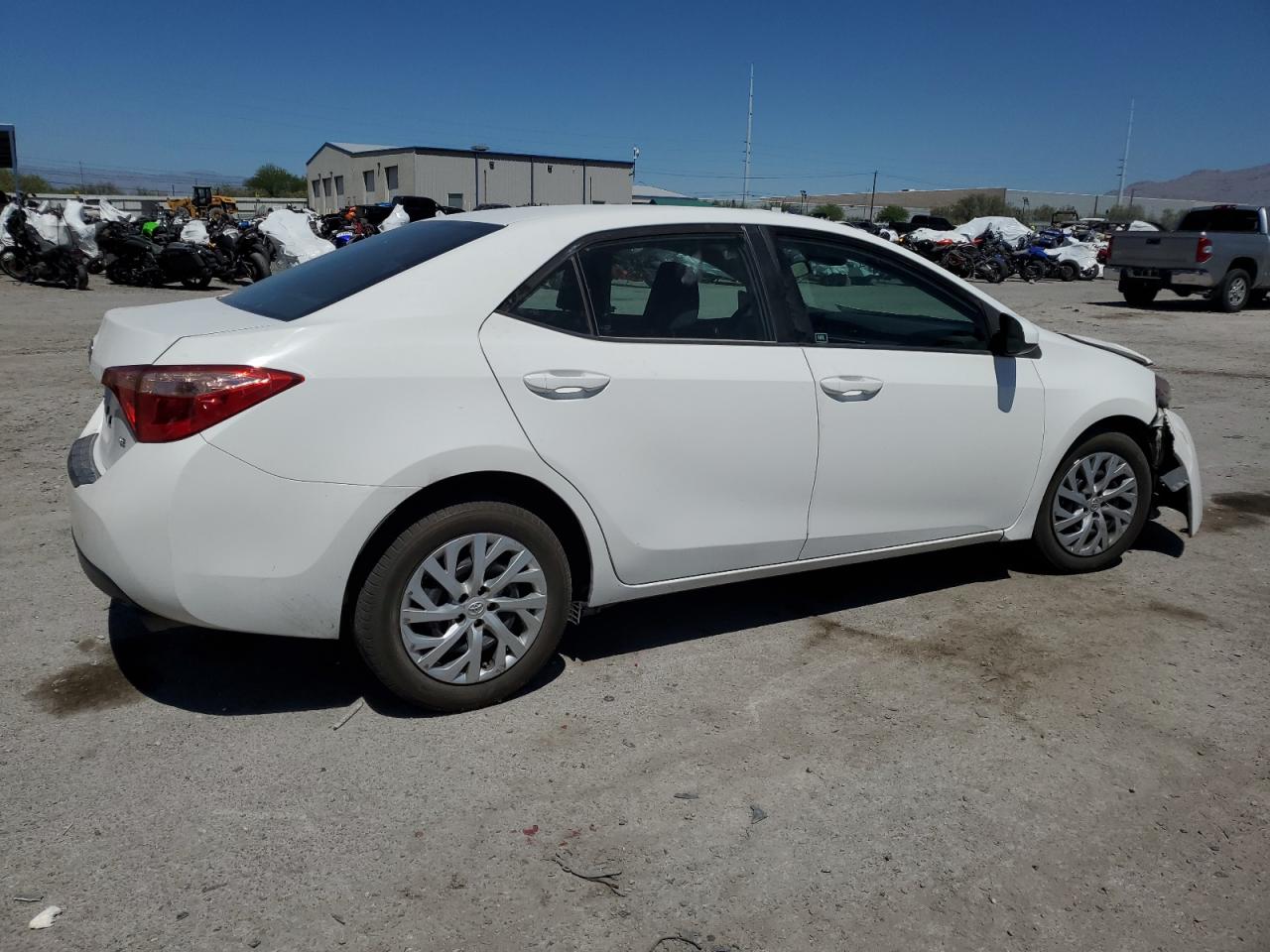 2019 Toyota Corolla L vin: 5YFBURHE5KP910673