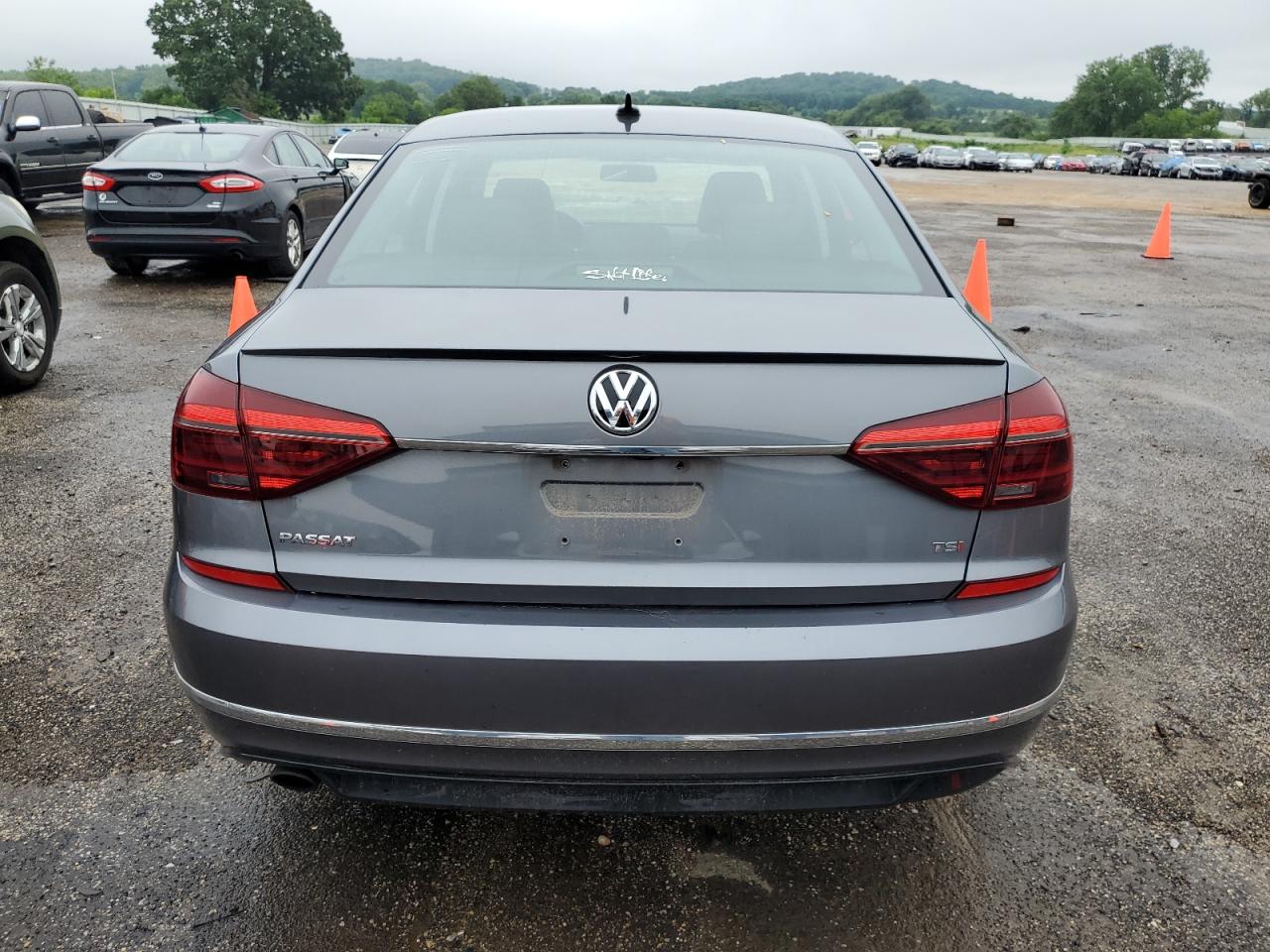 1VWDT7A35HC077609 2017 Volkswagen Passat R-Line