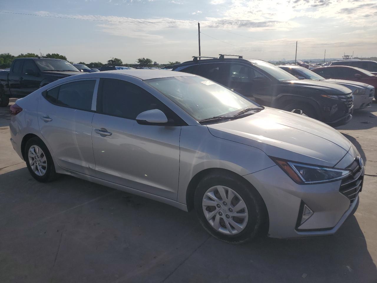 5NPD74LF6KH473220 2019 Hyundai Elantra Se